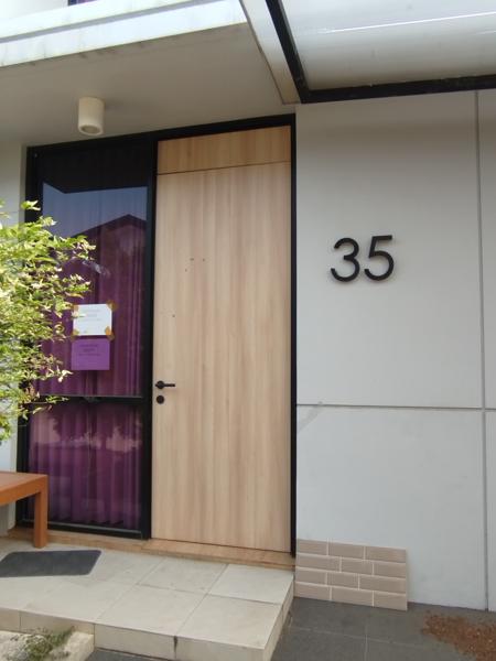Rumah Disewakan di Cluster Waterfornt Lippo Cikarang